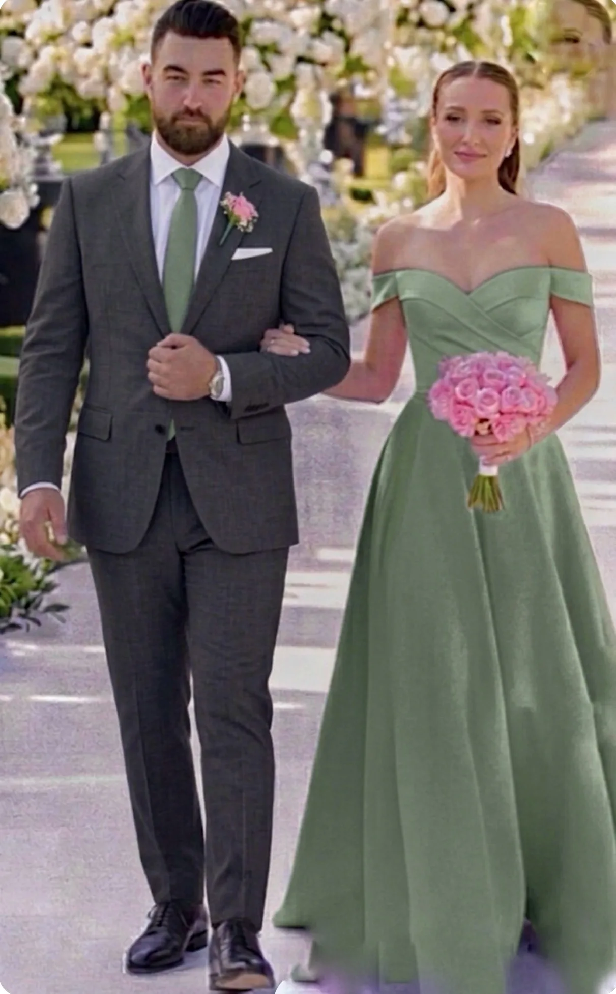 Parents attire — sage green